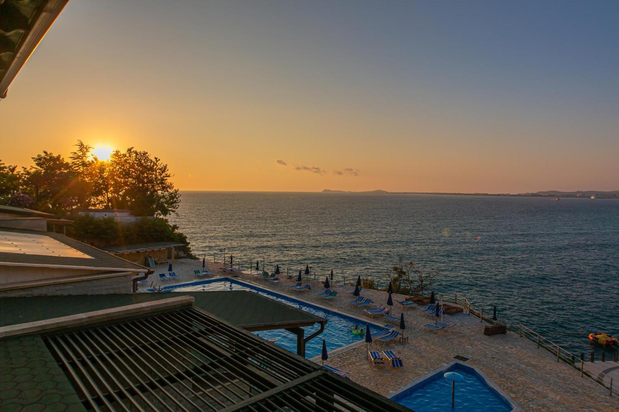 Luxury Villa 2 Vlore Exterior photo